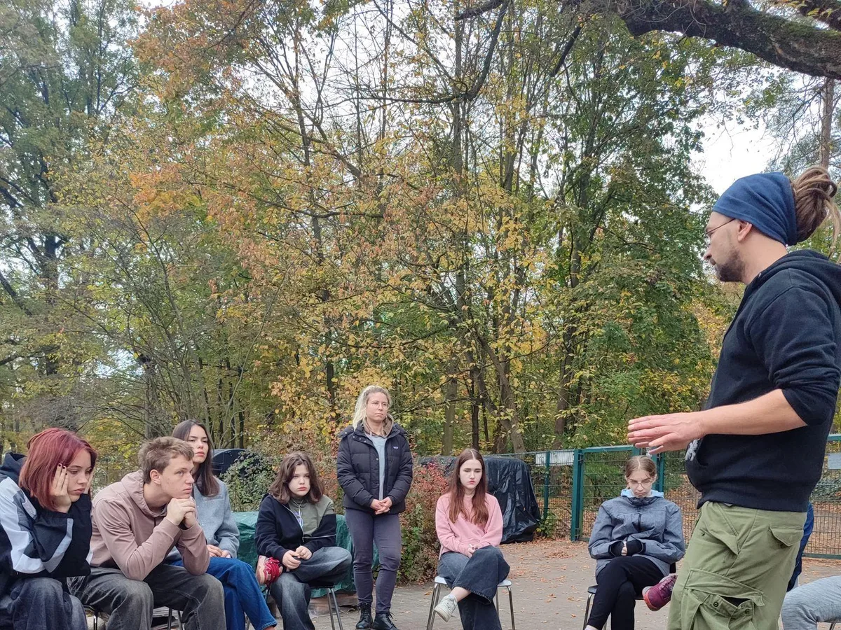 Youth exchange outdoor reflection session